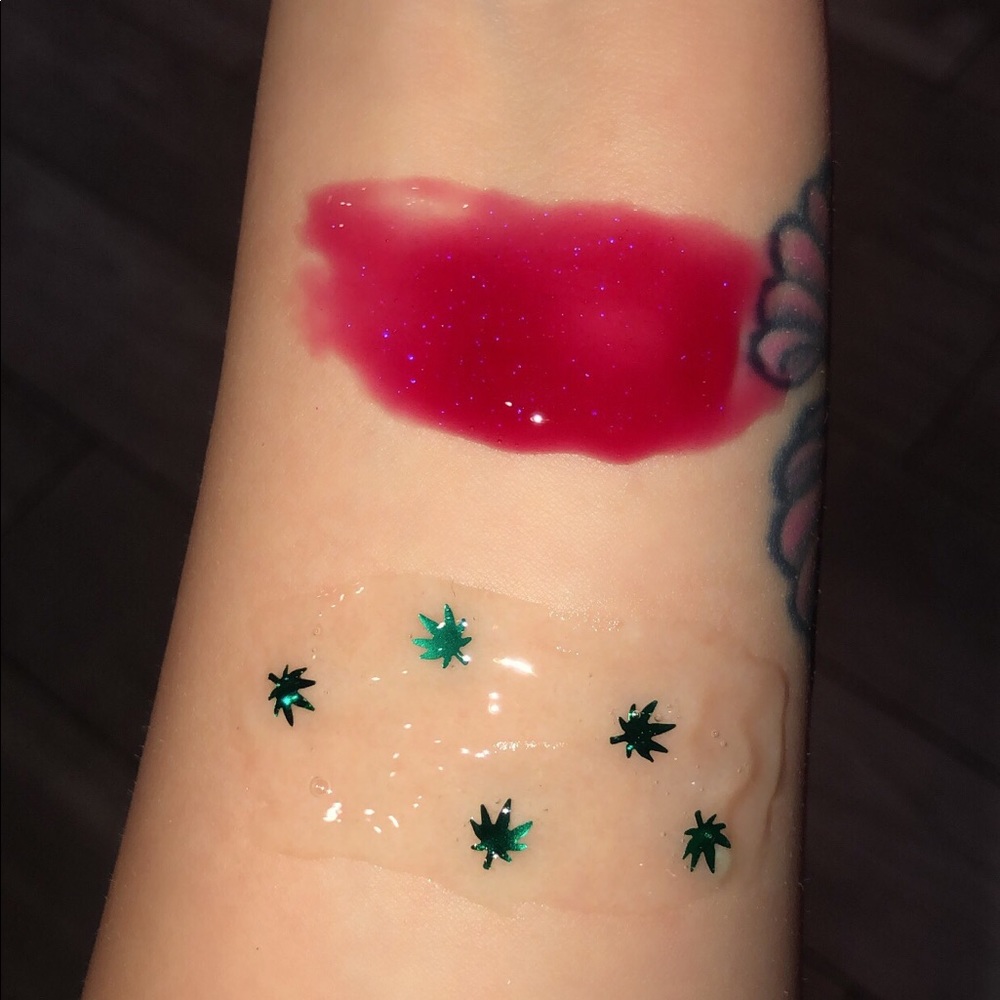 Lipgloss 💋 - Picture 5 of 5
